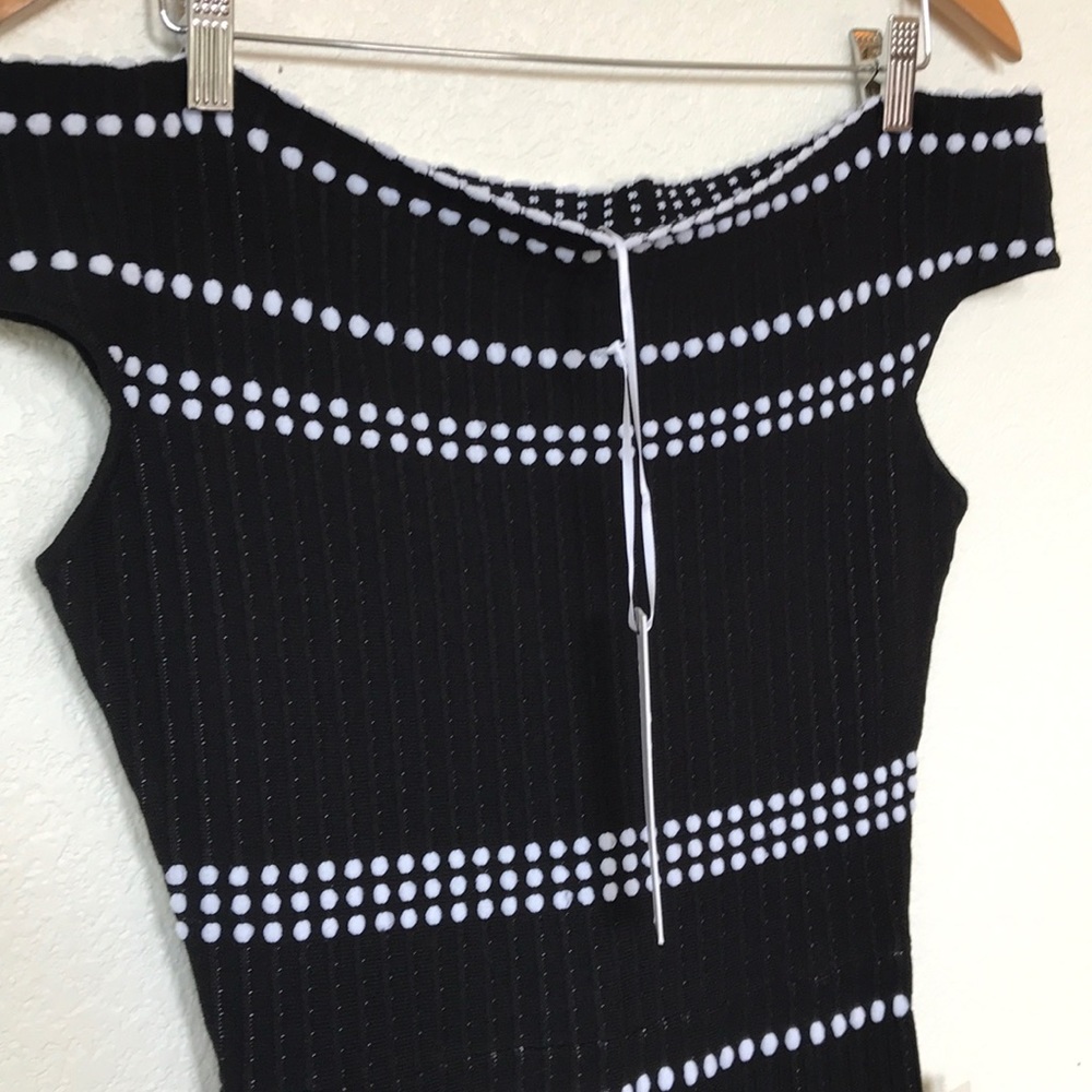 NEW Adelyn Rae Off the Shoulder Sweater Dress sz M - Picture 4 of 6
